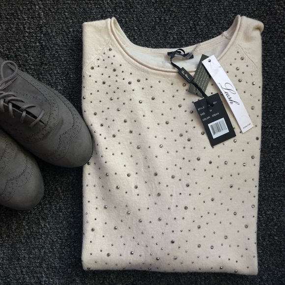 NEW- Vila Milano Cream Studded Sweater Flare Arms - Picture 6 of 12